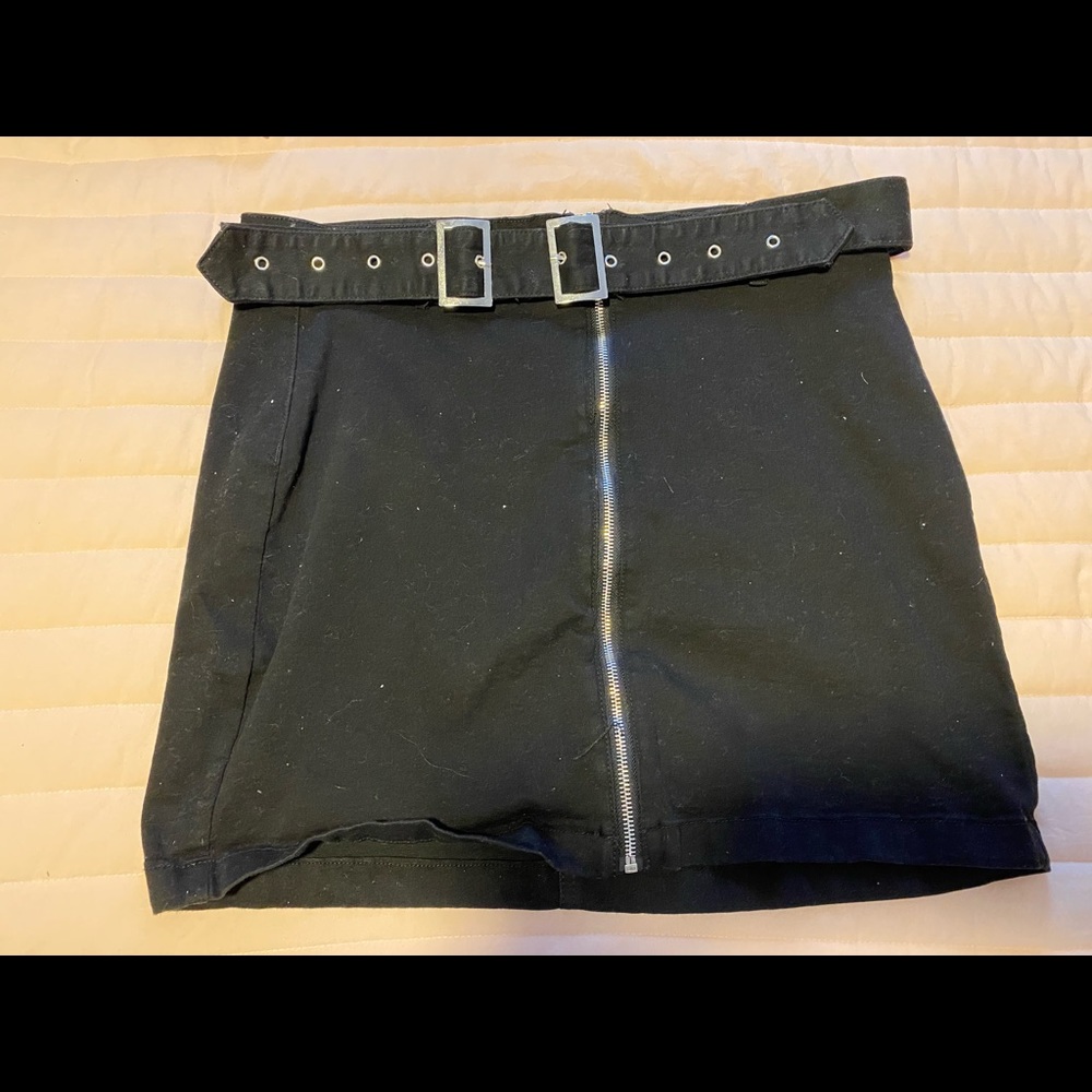 Edgy black mini skirt